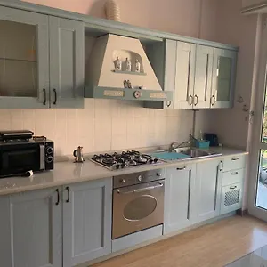 condominio-tevere.hotelitalianriviera.com/